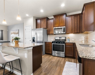 121 Guemal Rd - Photo Thumbnail 1