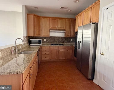 3530 Connor Place - Photo Thumbnail 3