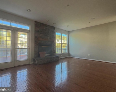 3530 Connor Place - Photo Thumbnail 8