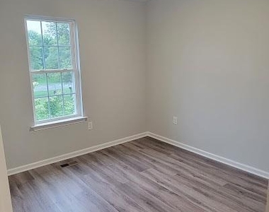 2246 Wetherburne - Photo Thumbnail 4