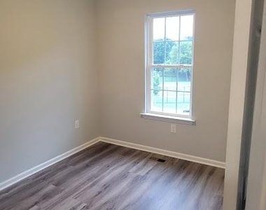2246 Wetherburne - Photo Thumbnail 6