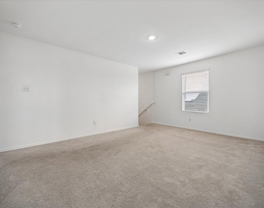 413 Paddlefish Ln - Photo Thumbnail 7