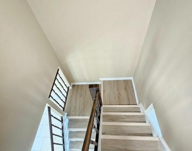 509 Beebe Court - Photo Thumbnail 14