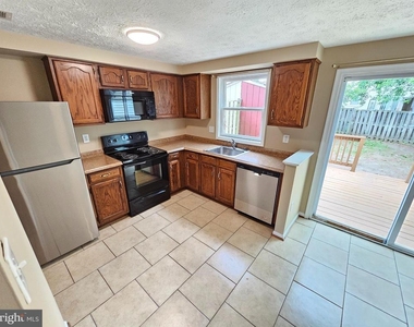 509 Beebe Court - Photo Thumbnail 12