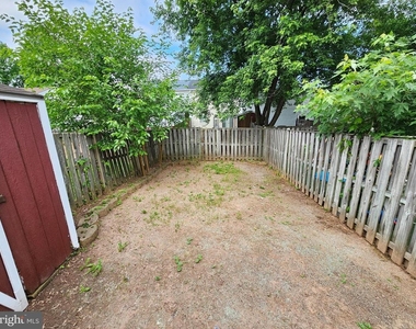 509 Beebe Court - Photo Thumbnail 24