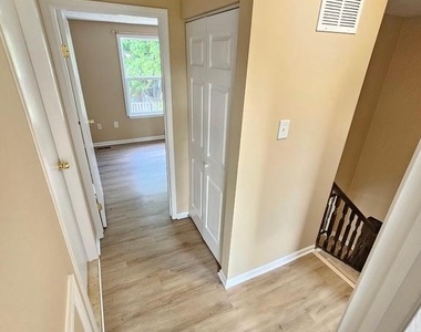 509 Beebe Court - Photo Thumbnail 15