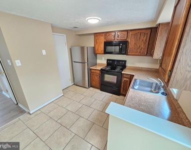 509 Beebe Court - Photo Thumbnail 11