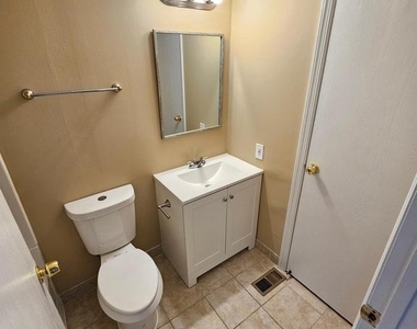 509 Beebe Court - Photo Thumbnail 17