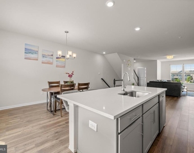 434 Herringbone Way - Photo Thumbnail 22