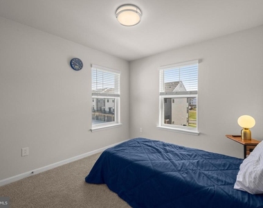 434 Herringbone Way - Photo Thumbnail 37