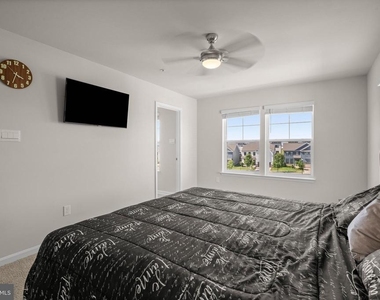 434 Herringbone Way - Photo Thumbnail 29