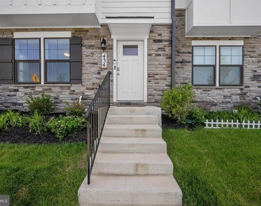 434 Herringbone Way - Photo Thumbnail 1