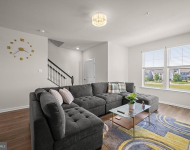 434 Herringbone Way - Photo Thumbnail 11