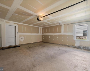434 Herringbone Way - Photo Thumbnail 38