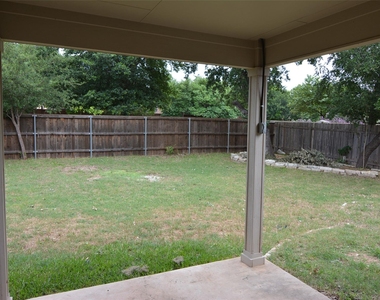 1303 Horseshoe Ranch Dr - Photo Thumbnail 22