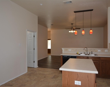 1303 Horseshoe Ranch Dr - Photo Thumbnail 25