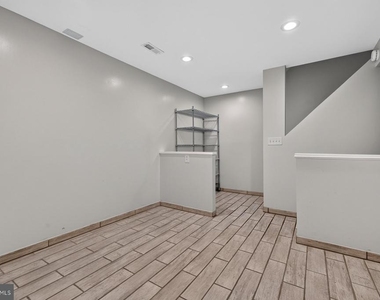 8808 Eureka Lane - Photo Thumbnail 19