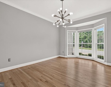 6455 Saddlebrook Lane - Photo Thumbnail 13