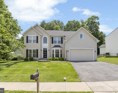 6455 Saddlebrook Lane - Photo Thumbnail 55