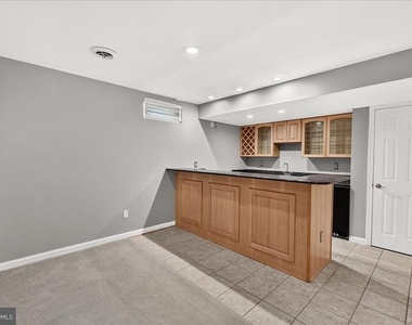 6455 Saddlebrook Lane - Photo Thumbnail 47