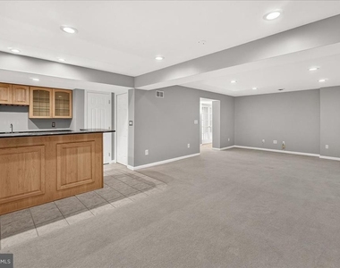 6455 Saddlebrook Lane - Photo Thumbnail 48