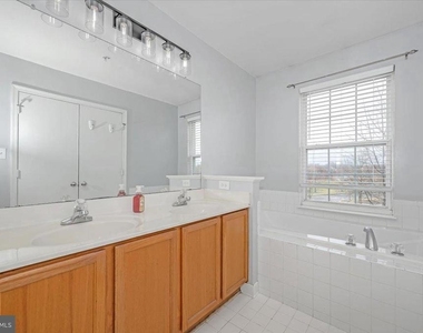 4946 Whitney Terrace - Photo Thumbnail 23
