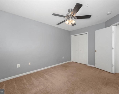4946 Whitney Terrace - Photo Thumbnail 9