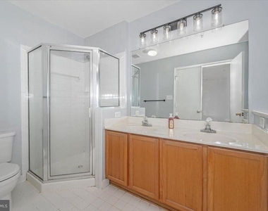4946 Whitney Terrace - Photo Thumbnail 22