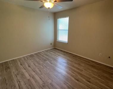11816 Plains Valley Dr - Photo Thumbnail 14