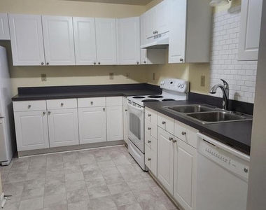 1234 Oakwood Drive - Photo Thumbnail 3