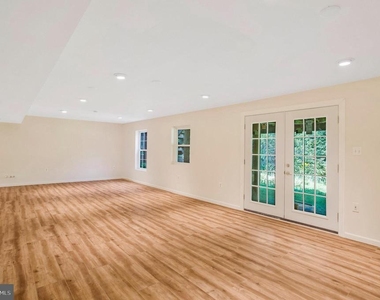9112 Granite Court - Photo Thumbnail 57