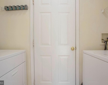 9112 Granite Court - Photo Thumbnail 33