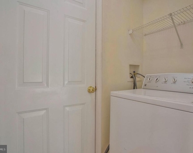 9112 Granite Court - Photo Thumbnail 35