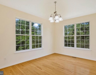 9112 Granite Court - Photo Thumbnail 16
