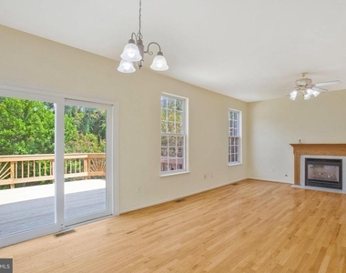 9112 Granite Court - Photo Thumbnail 25