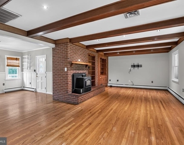 5195 Saint Leonard Road - Photo Thumbnail 3