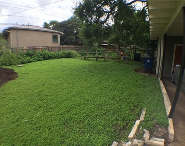 2000 Schulle Ave - Photo Thumbnail 10