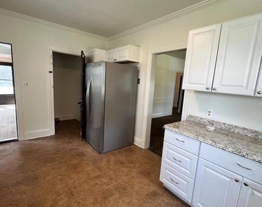 9409 Belair Road - Photo Thumbnail 7
