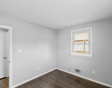 243 Highmeadow Road - Photo Thumbnail 18