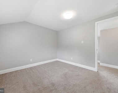 3524 Meadowside - Photo Thumbnail 33