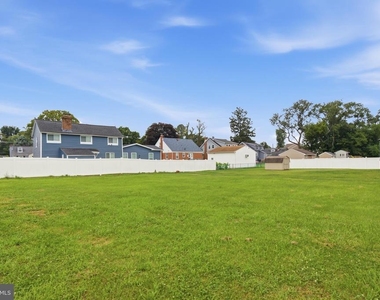 3524 Meadowside - Photo Thumbnail 45