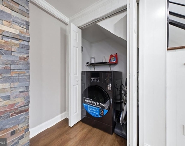 3524 Meadowside - Photo Thumbnail 9
