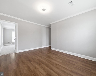 3524 Meadowside - Photo Thumbnail 18