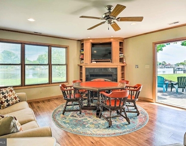 919 Oakdene Road - Photo Thumbnail 10