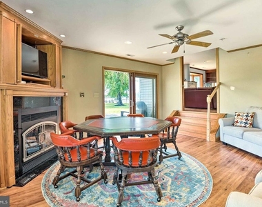 919 Oakdene Road - Photo Thumbnail 9