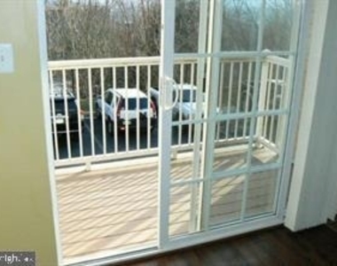 538 Rhapsody Court - Photo Thumbnail 4