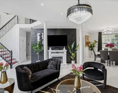 10 Graveswood Court - Photo Thumbnail 5