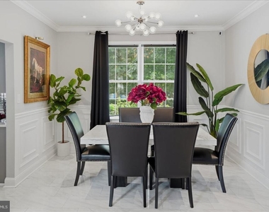 10 Graveswood Court - Photo Thumbnail 6