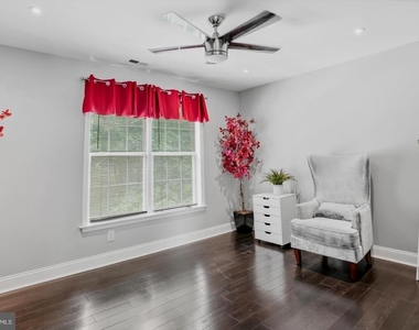 10 Graveswood Court - Photo Thumbnail 20