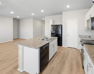 5912 Berriweather Dr - Photo Thumbnail 2